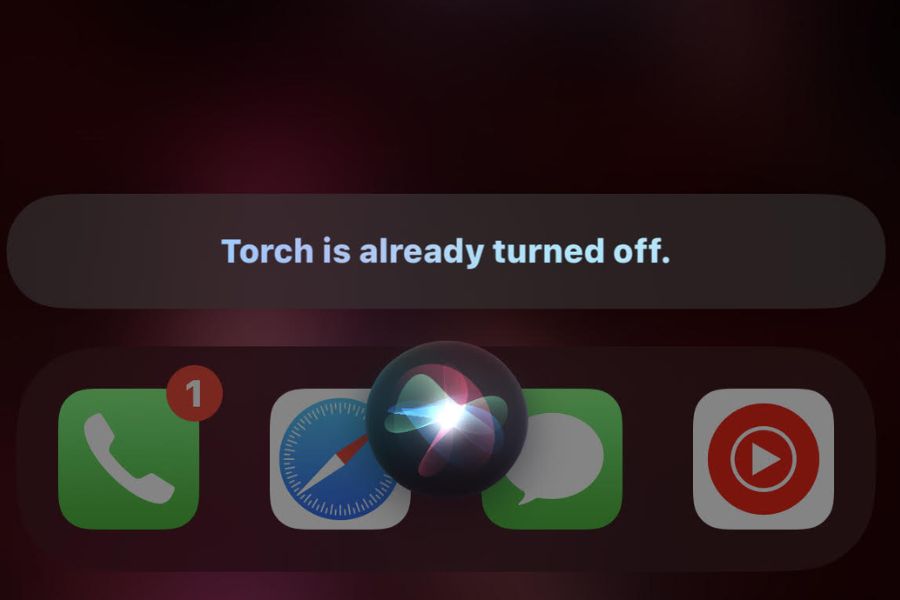 Using Siri To Control The Flashlight